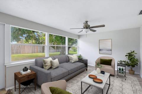 2173 Fiesta Drive, Sarasota FL - photo 18 of 42