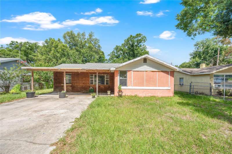 3 bedroom Single Family Residence at 124 CENTER STREET, LAKE SHIPP HEIGHTS, WINTER HAVEN — photo 1