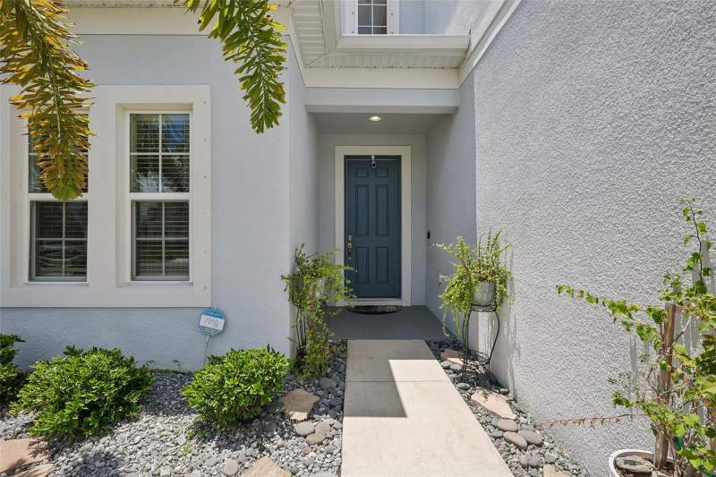 5 bedroom Single Family Residence at 9085 Spruce Creek Circle, The Sanctuary At Oak Creek, Riverview — photo 3