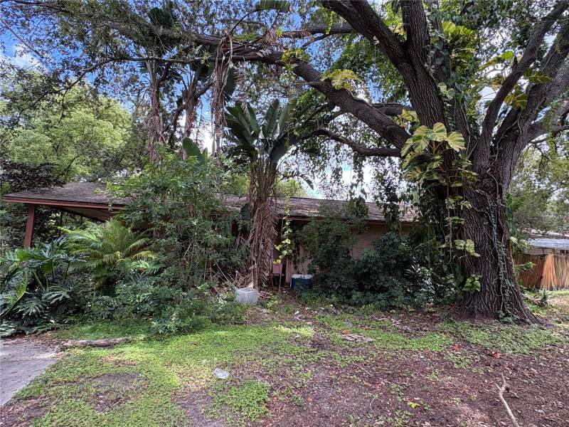 3 bedroom Single Family Residence at 102 13th Street, Ruskin Colony Farms, Ruskin — photo 2