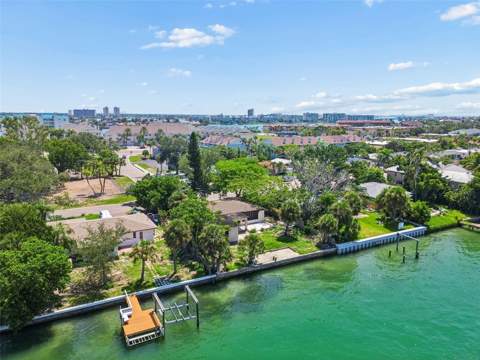 9300 Gulf Boulevard, St Pete Beach FL - photo 15 of 20