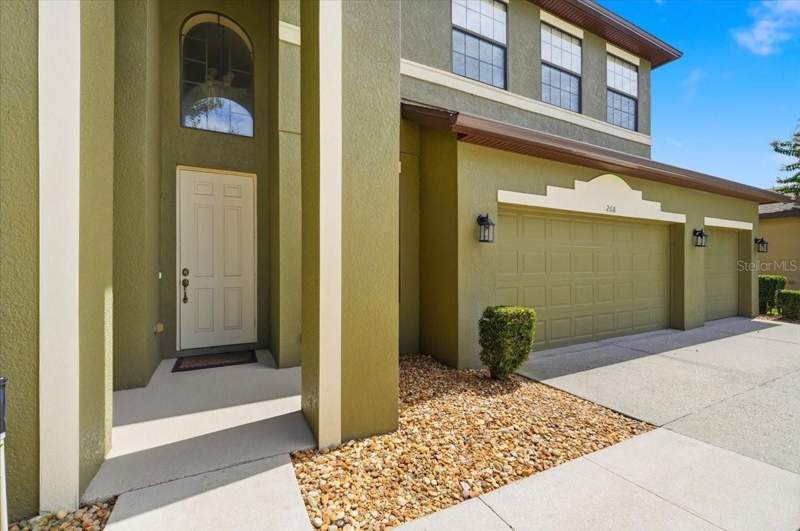 4 bedroom Single Family Residence at 268 Oak Landing Lane, Oak Lndg, Mulberry — photo 4