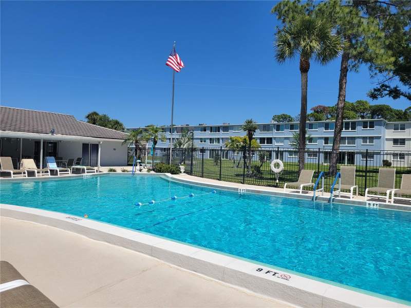 2 bedroom Condominium at 4715 Bay Street #225, Winston Park Northeast, St Petersburg — photo 4