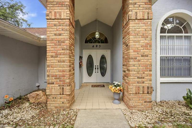 4 bedroom Single Family Residence at 483 Lincoln Avenue, Masaryktown, Masaryktown — photo 3