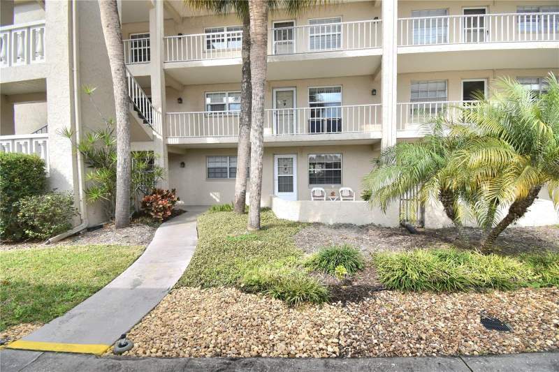 936 VIRGINIA STREET #102 home for sale in Heather Lake Apartments Condos for Sale: 11 Listings