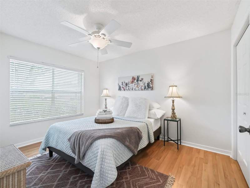 2 bedroom Single Family Residence at 1405 W Schwartz Boulevard, The Villages, The Villages — photo 5