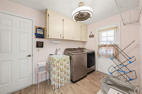 8251 Earlshire Lane, Spring Hill FL - photo 14 of 22