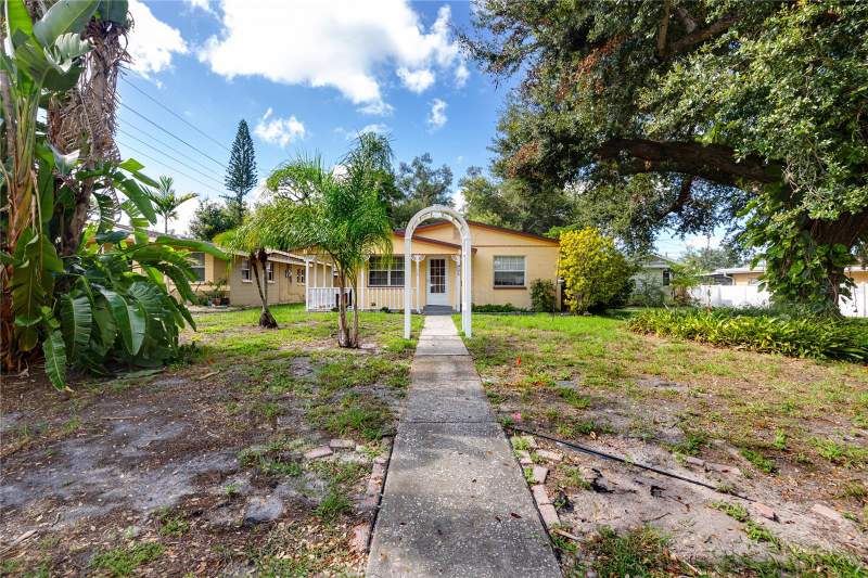 2 bedroom Single Family Residence at 5220 11th Avenue, Pine Ridge, St Petersburg — photo 3