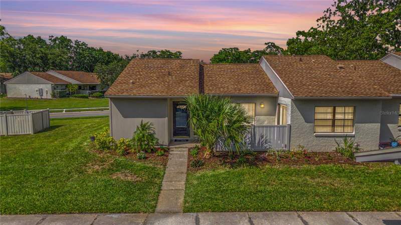 75 POOLE PLACE home for sale in East Lake Woodlands Cluster Homes