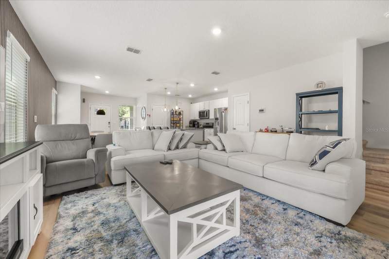 3 bedroom Townhouse at 10089 Salt Point Drive, Waterleigh Ph 2E, Winter Garden — photo 4