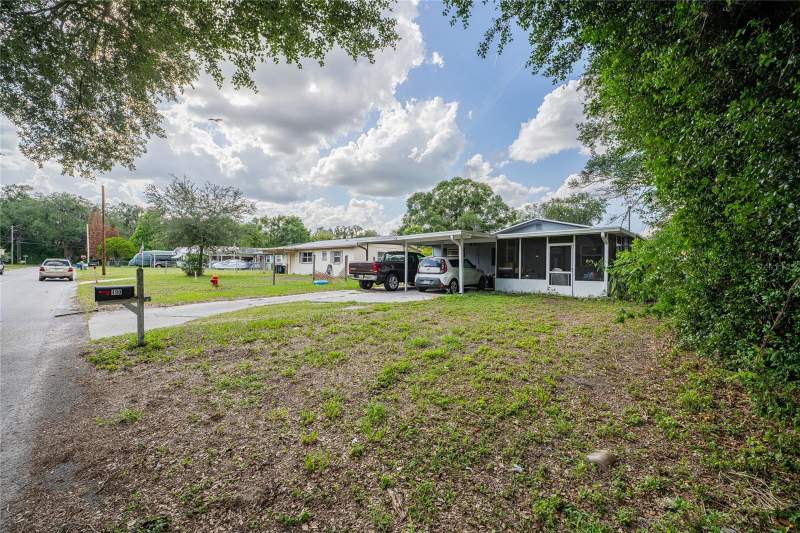 4 bedroom Single Family Residence at 490 W Ethelene Street, Millers Manor, Bartow — photo 2