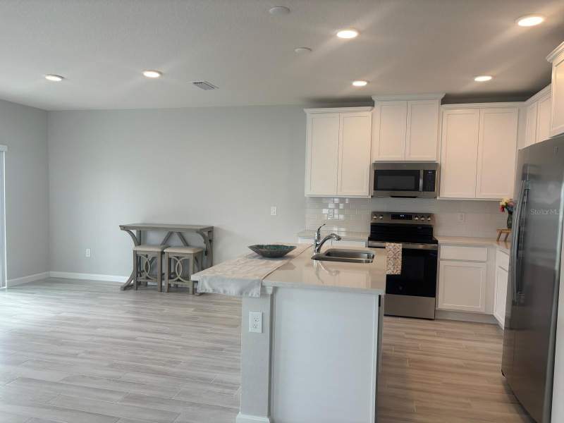 4 bedroom Townhouse at 4616 Campsite, Tyson Ranch, Orlando — photo 4