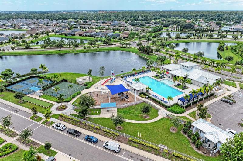 4 bedroom Single Family Residence at 7116 Fern Garden Court, Cypress Mill Ph 3, Sun City Center — photo 4