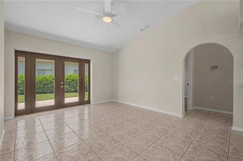 6208 Huntington Drive, Zephyrhills FL - photo 19 of 50