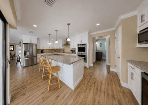 6301 Cottonwood Lane, Apollo Beach FL - photo 19 of 53