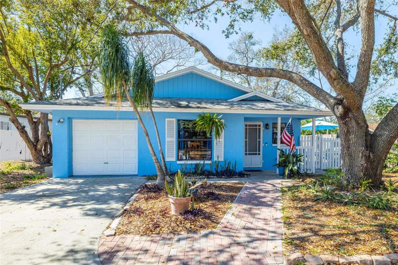 1335 15TH STREET home for sale in Sutherland Town