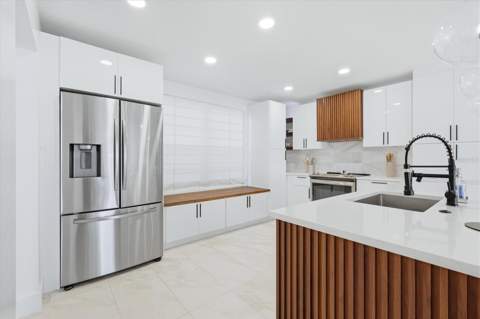 605 Sutton Place #101, Longboat Key FL - photo 6 of 6