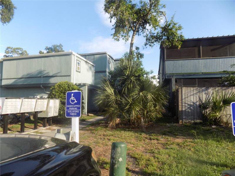 2 bedroom Condominium at 613 SW 75 Street #101, Sparrow, Gainesville — photo 2