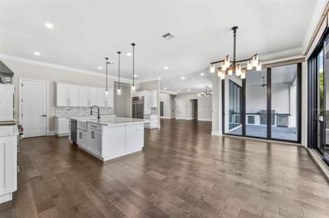 481 W Davis Boulevard, Tampa FL - photo 23 of 77