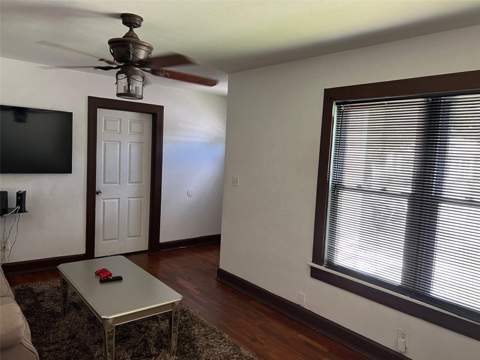 2734 53rd Avenue, St Petersburg FL - photo 6 of 6