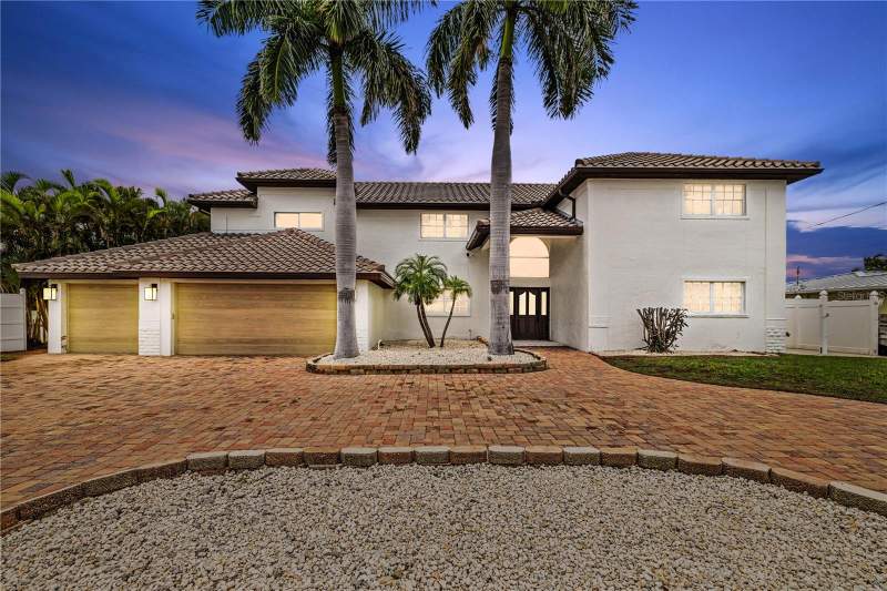 4 bedroom Single Family Residence at 423 55th Avenue, Brightwater Beach Estates 1st Add, St Pete Beach — photo 3