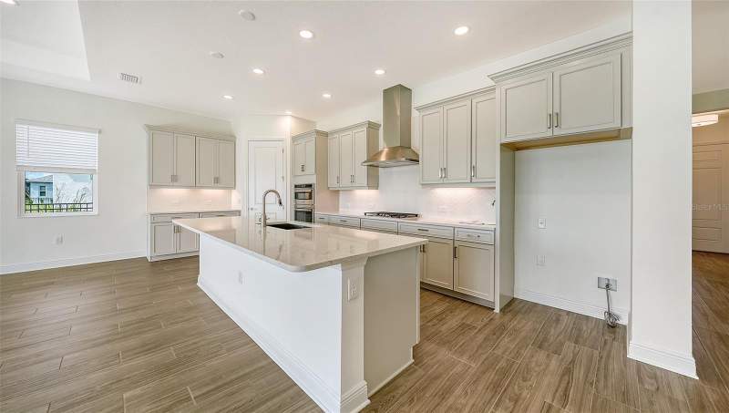 3 bedroom Single Family Residence at 4420 Water Landing Way, Canoe Creek Ph III, Parrish — photo 5