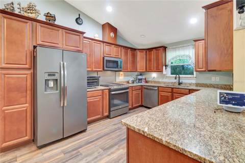 7427 Redwing Road, Groveland FL - photo 10 of 52