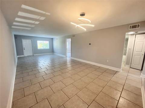 4550 Overlook Drive #156, St Petersburg FL - photo 9 of 29