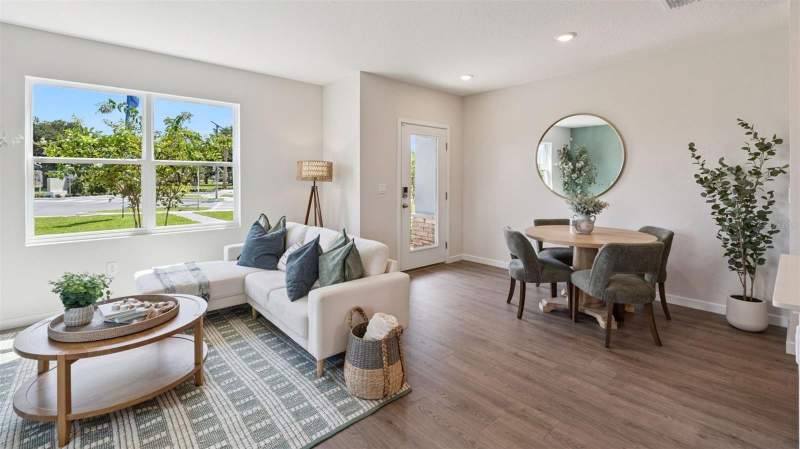 3 bedroom Townhouse at 2243 RITA LANE, FISH LAKE COVE, KISSIMMEE — photo 2