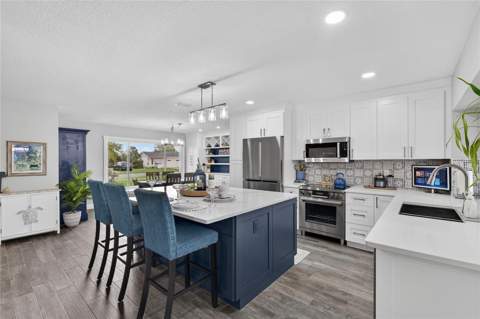 6510 Solitaire Palm Way, Apollo Beach FL - photo 24 of 93