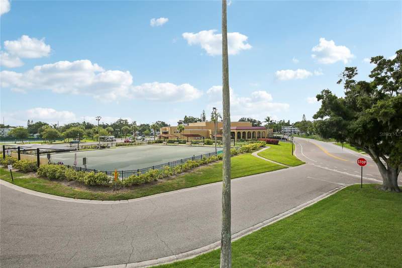 2 bedroom Condominium at 2380 World Parkway Boulevard #40, On Top Of The World, Clearwater — photo 5