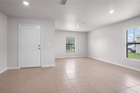 204 Hyacinth Court, Poinciana FL - photo 6 of 37