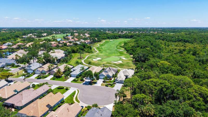2 bedroom Single Family Residence at 7823 Heritage Classic Court, Lakewood Ranch Country Club Village C 2, Lakewood Ranch — photo 2