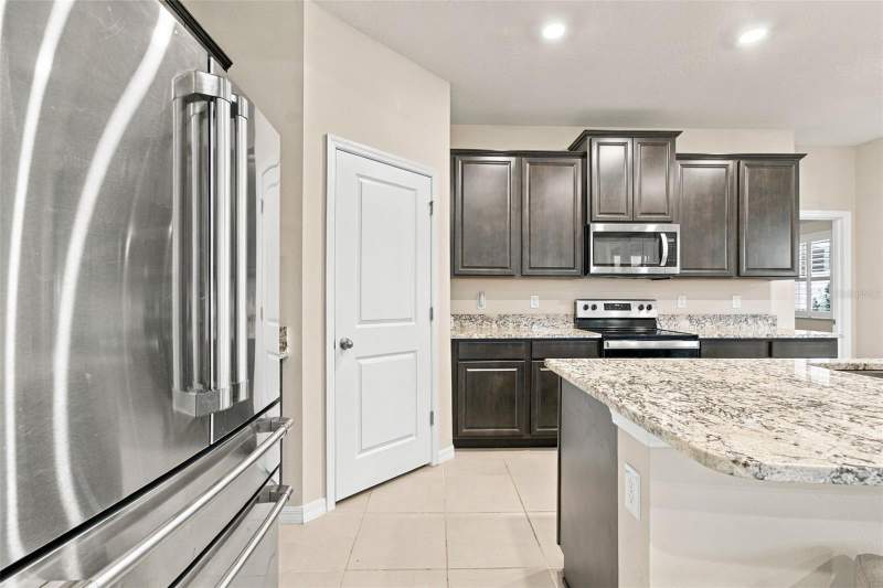 4 bedroom Single Family Residence at 32337 Conchshell Sail Street, Epperson North Village A-1-A-5, Wesley Chapel — photo 5