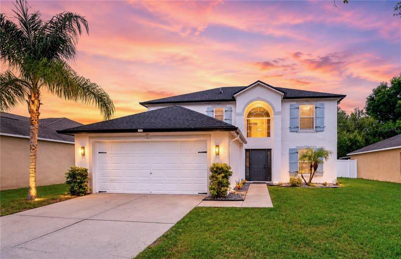 5 bedroom Single Family Residence at 12928 Kings Lake Drive, Kings Lake Ph 1A, Gibsonton — photo 2