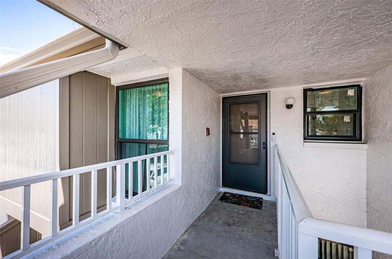 2 bedroom Condominium at 2117 Lakewood Club Drive #7K, Casablanca Condo, St Petersburg — photo 2