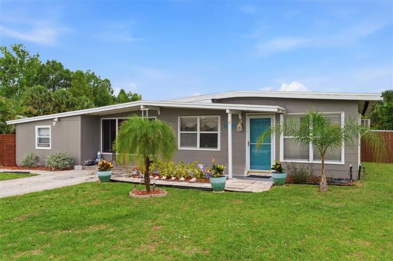 100 AVERY AVENUE home for sale in Crystal Beach