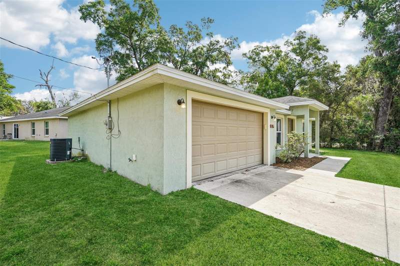 3 bedroom Single Family Residence at 40 Juniper Trail, Silver Spgs Shores Un 25, Ocala — photo 2