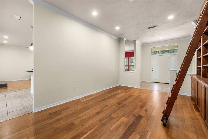 6 bedroom Single Family Residence at 2501 NW 91st Drive, Brookfield Custer Ph 2, Gainesville — photo 5