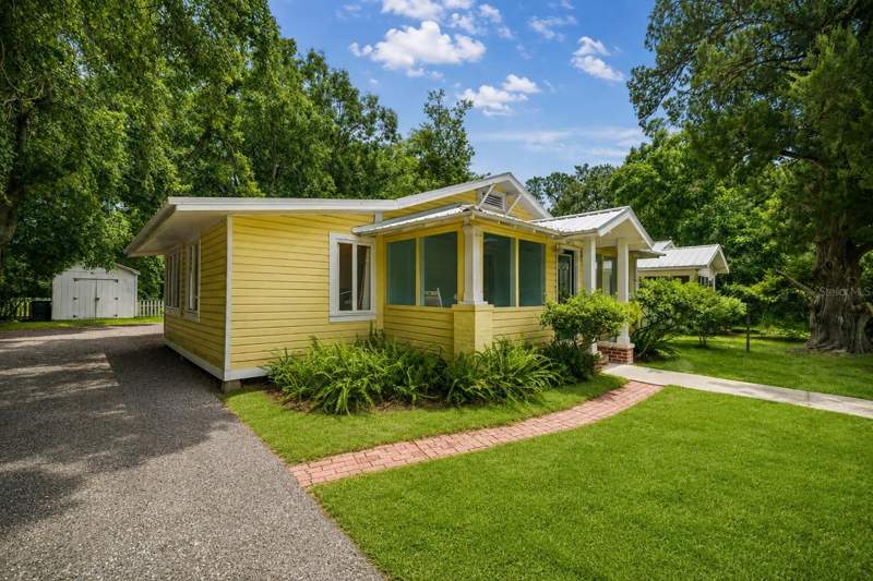 3 bedroom Single Family Residence at 16770 SW 137th Avenue, Archer, Archer — photo 3