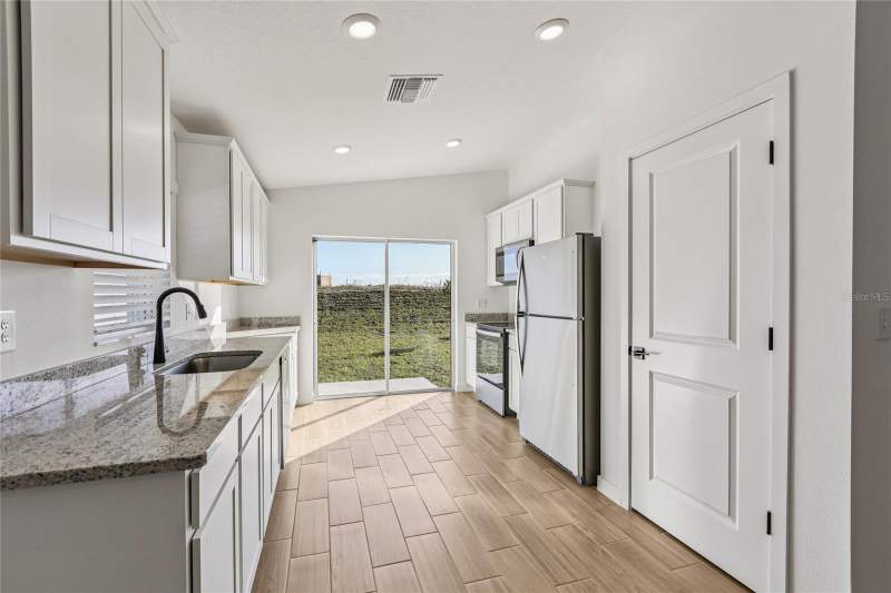 2 bedroom Single Family Residence at 5255 Cap Road, Trilby Crossing, Brooksville — photo 5