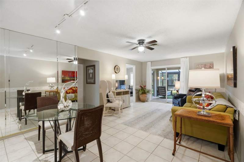 2 bedroom Condominium at 5265 E Bay Drive #410, Bay Oaks Condo, Clearwater — photo 5