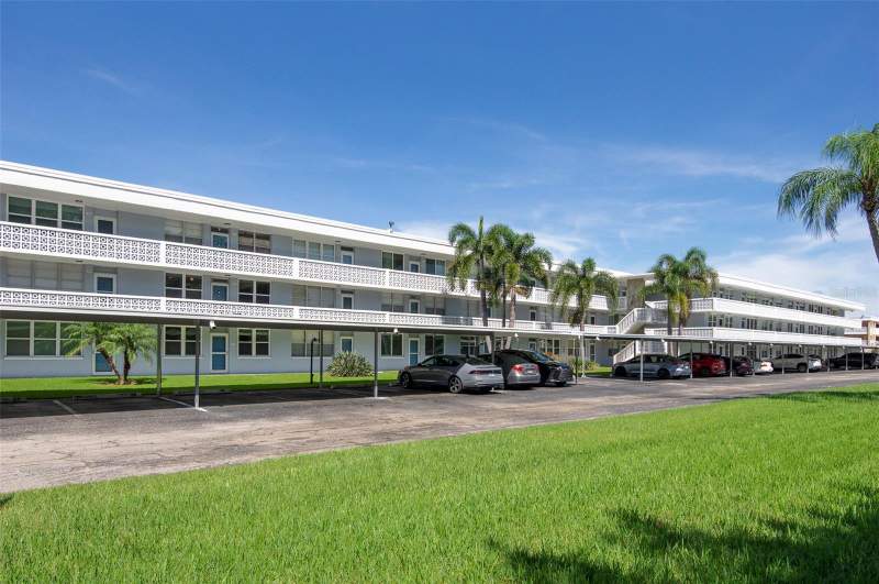4720 LOCUST STREET #219 home for sale in Winston Park Northeast