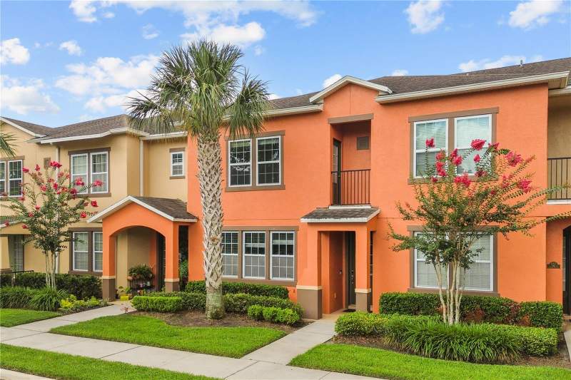 3 bedroom Townhouse at 561 Telfair Square Court, Savannah Park, Sanford — photo 2