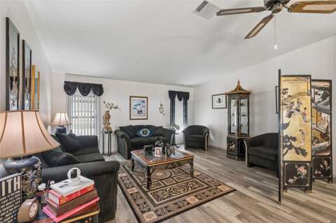 14131 Delsilver Drive, Brooksville FL - photo 8 of 34