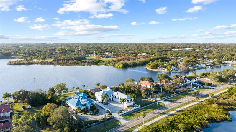 5 bedroom Single Family Residence at 951 S Bayshore Boulevard, Bonita Vista, Safety Harbor — photo 3
