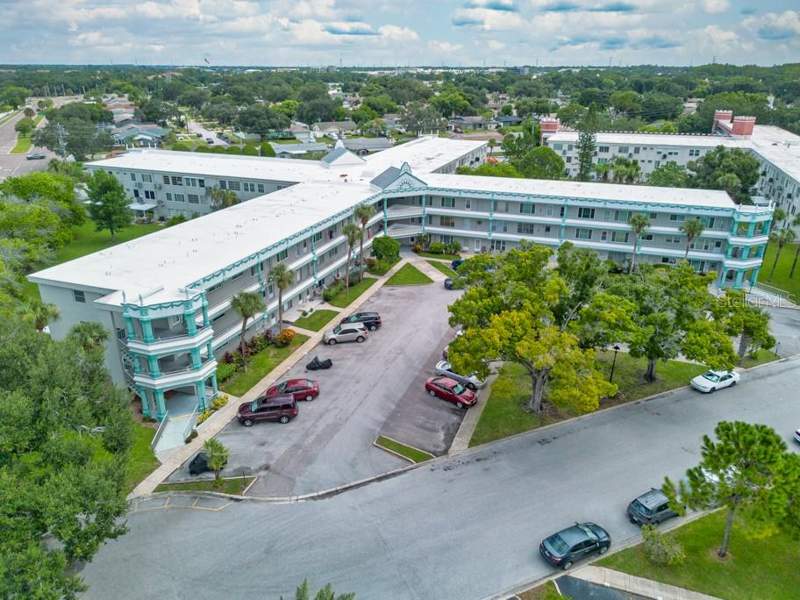2 bedroom Condominium at 2370 Jamaican Street #30, On Top Of The World, Clearwater — photo 2