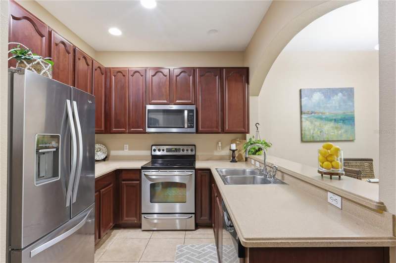 3 bedroom Townhouse at 10291 Park Commons Drive, Moss Park Commons, Orlando — photo 2