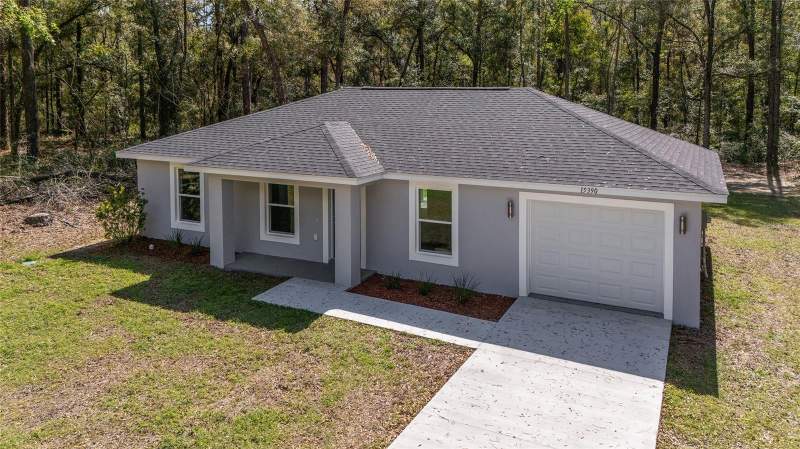3 bedroom Single Family Residence at 15664 SW 28th Lane, Rainbow Park Un #3, Ocala — photo 2