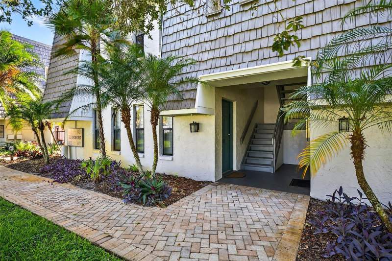 Victoria Palms Condo